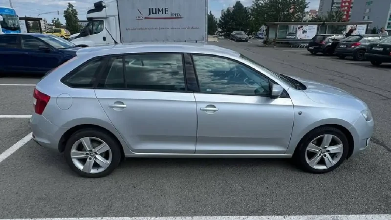 Škoda Rapid Spaceback DSG (2014)